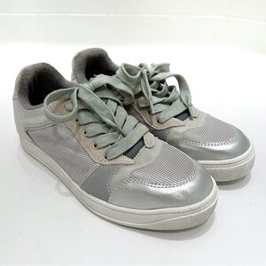 Jeffrey Campbell Heelflip Metallic Silver Sneaker Size 9.5
